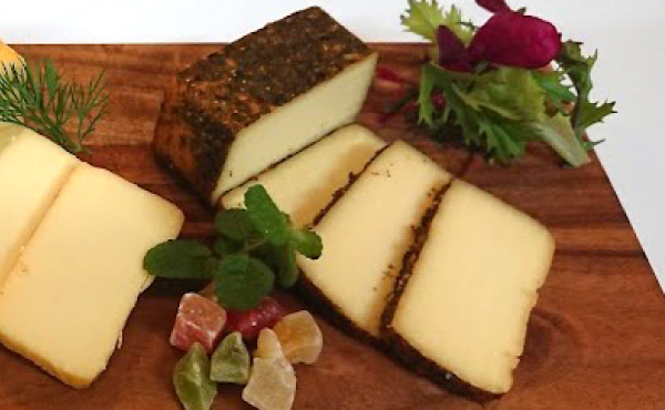 スモークチーズ-燻製2段仕込み-（山椒味）