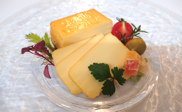 スモークチーズ-燻製2段仕込み-