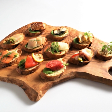 スモークサーモンのカナッペ