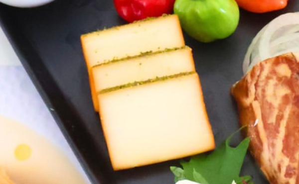 スモークチーズ-燻製2段仕込み-（山椒味）