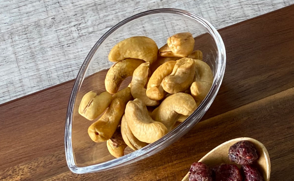 スモークカシューナッツ。