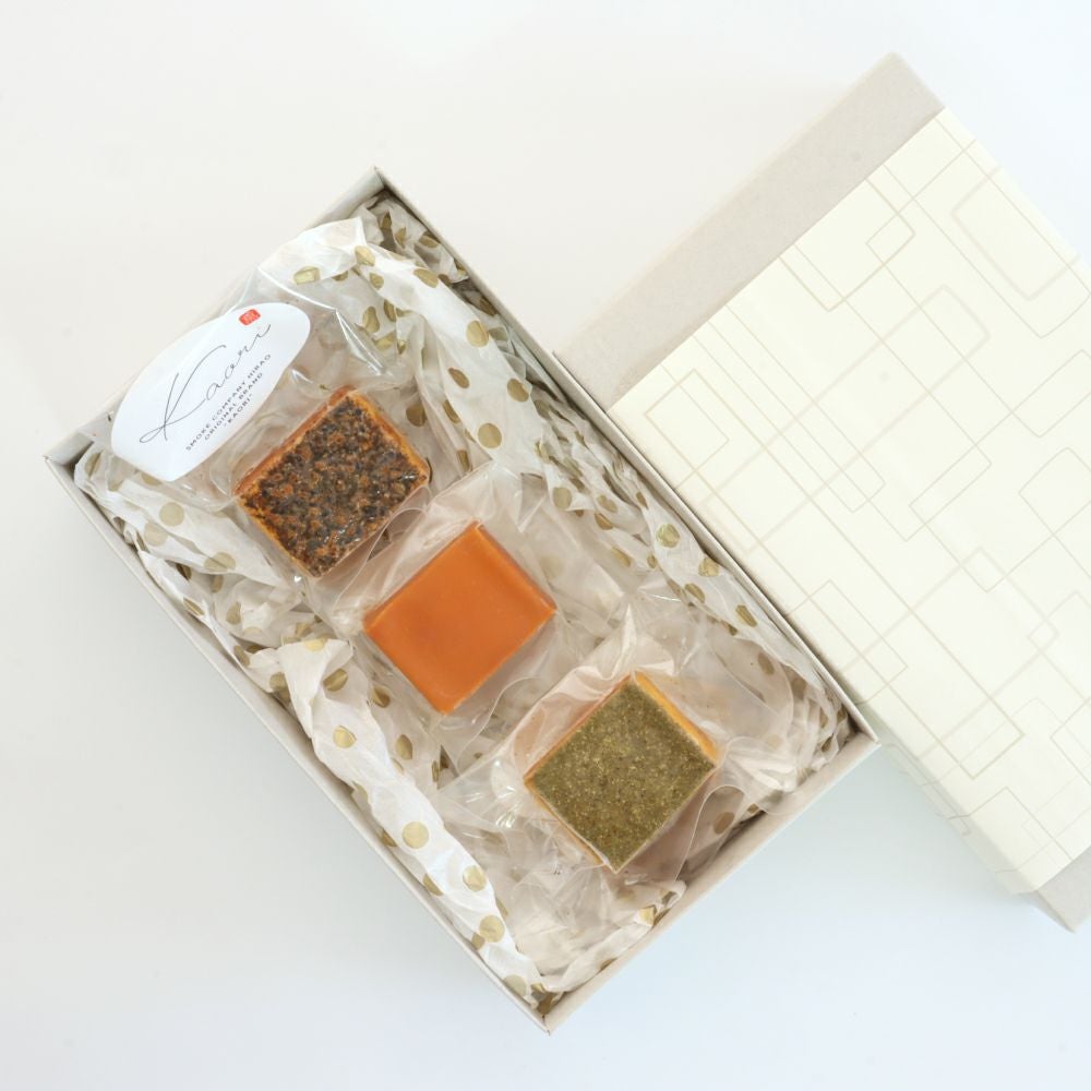 スモークチーズ3種セット-燻製2段仕込み-（ギフトBOX）